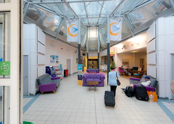 Yha London ThamesideAirport Hotel